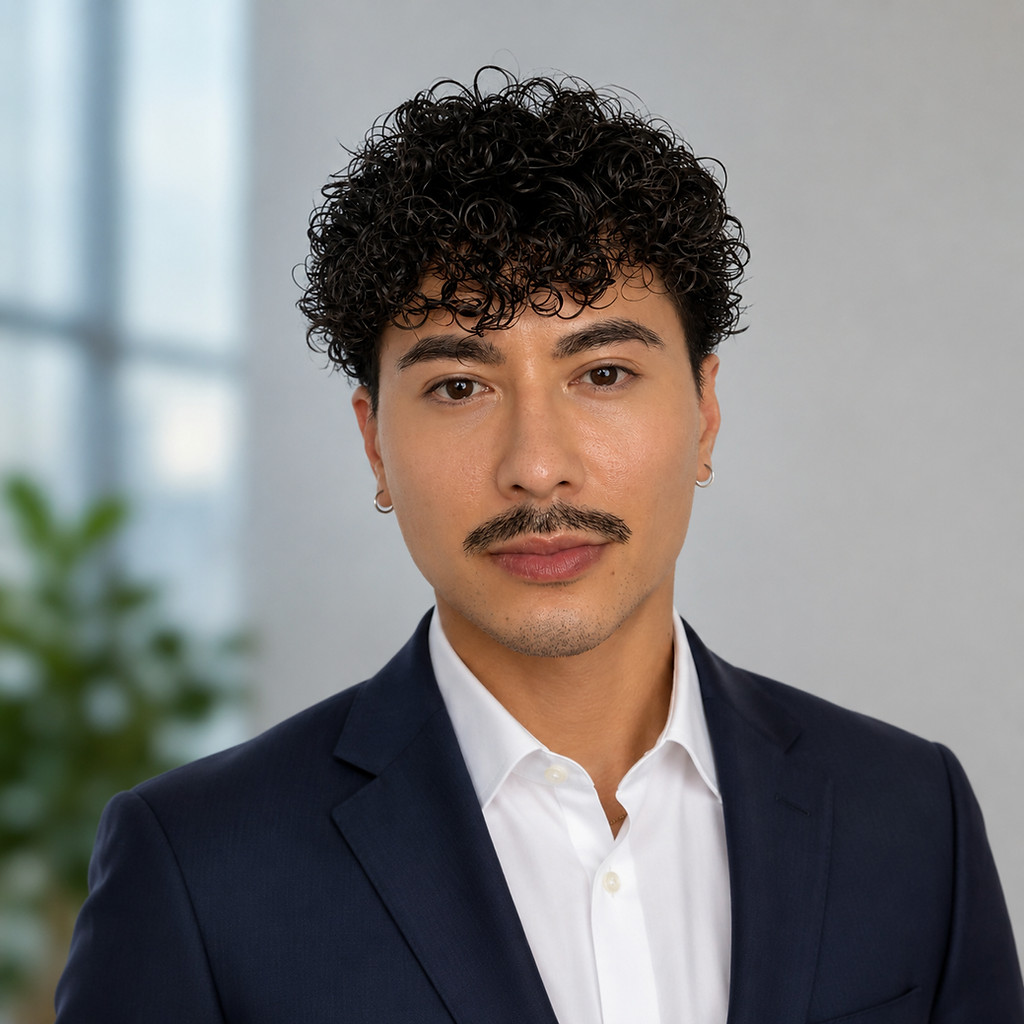 Jack Constantinescu, accredited mental health clinician